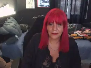 Cam4 Live Porn of LADYDIANA72