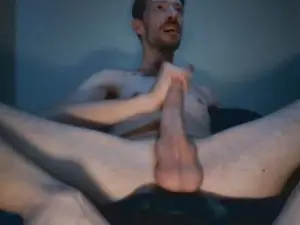 Cam4 Free Porn Cam of HungNJguy86