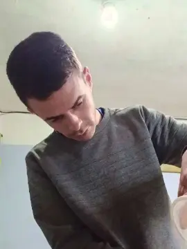 Cam4 Watch Live Sex Cams of Leoo2277