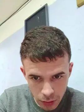 Cam4 Nude Webcam of Leoo2277