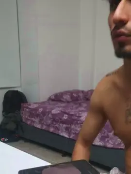 Cam4 Free Porn Cam of SrIncognito666