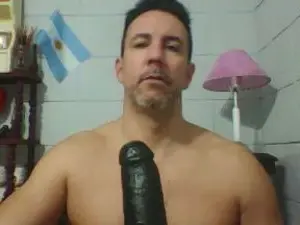 Cam4 Free Live Porn of NachoRJ