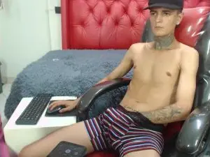 Cam4 Watch Live Sex Cams of benjamin_anthon