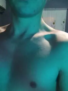 Cam4 Free Porn Cam of Hot243rodri