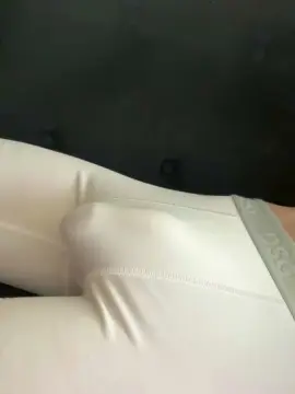 Cam4 Live Porn of kingqueen8