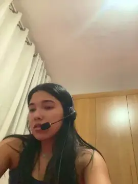 Cam4 Free Live Porn of alice22