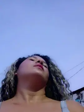 Cam4 Free Porn Cam of Rossita_Golden1