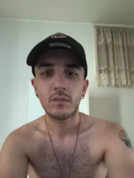 Cam4 Live Sex Cam of Gufetto99
