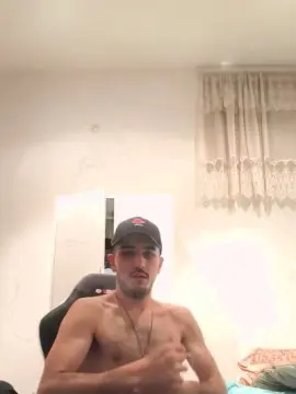 Cam4 Live Porn of Gufetto99