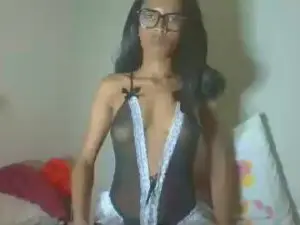 Cam4 Live Porn of maeva61