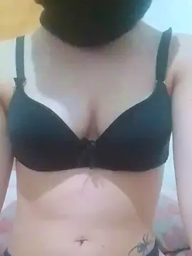 Cam4 Live Sex Cam of Milkymuack