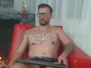 Cam4 Nude Webcam of Ryan_Cole