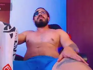 Cam4 Live Porn of piratafitness