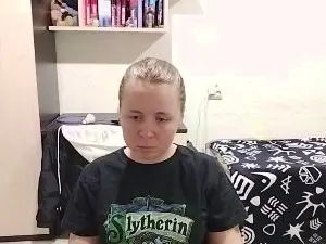 Cam4 Watch Live Sex Cams of LisaBrackley