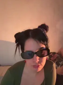 Cam4 Free Porn Cam of Caramelit00