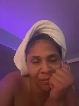 Cam4 Live Porn of they_all_luv_me