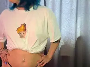 Cam4 Nude Webcam of RoxannPepper