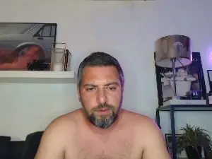 Cam4 Live Porn of ColdRevengee