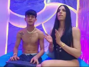 Cam4 Live Porn of Trixie_dolls