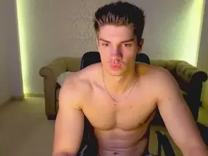 Cam4 Sex Cam of MaxKaidenn