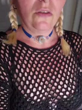 Cam4 Free Live Porn of JuliaJamesXX69