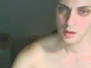 Cam4 Free Live Porn of Rovv