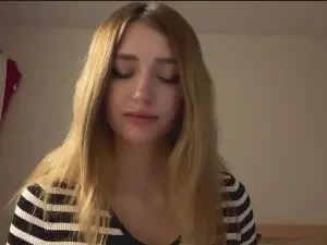 Cam4 Live Sex of KeithaGrunder