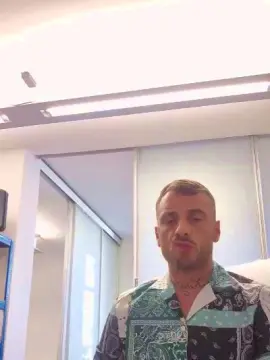 Cam4 Nude Webcam of Luigiscarrone