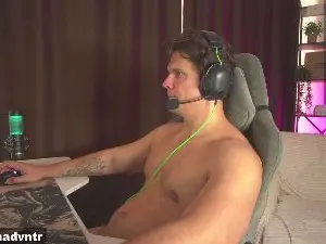 Cam4 Live Porn of rus_adventure7