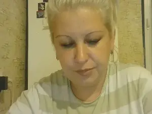 Cam4 Watch Live Sex Cams of IpinaZara