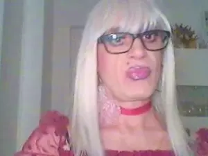 Cam4 Free Porn Cam of sissydoll