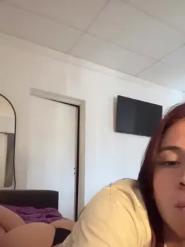 Cam4 Free Live Porn of antonella236
