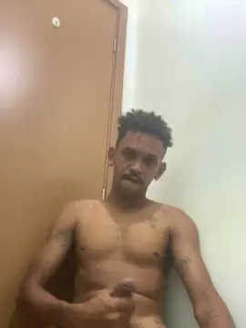 Cam4 Live Sex Cam of Felipecavalao