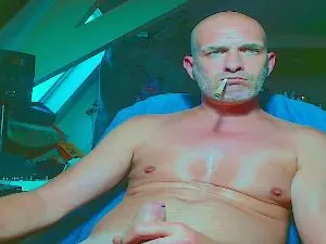 Cam4 Adult Video Chat of maxhard1977