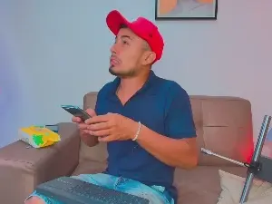 Cam4 Live Porn of Valentiinoss