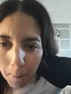 Cam4 Watch Live Sex Cams of MoiraKiss