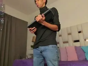 Cam4 Live Sex Cam of Alessandro_abru