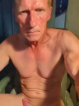 Cam4 Nude Webcam of davedonny45