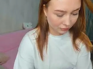 Cam4 Live Sex of AlyseHeykoop