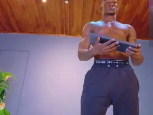 Cam4 Live Sex of Iker_bigdik