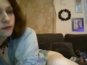 Cam4 Free Porn Cam of QueenCrimson