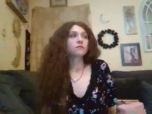 Cam4 Free Porn Cam of QueenCrimson