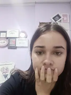 Cam4 Live Sex of ValerieBrown_