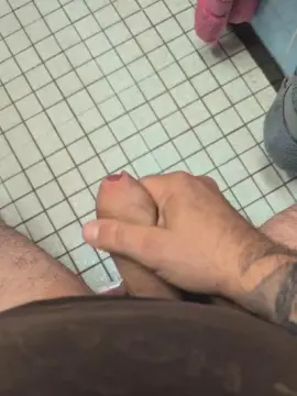 Cam4 Watch Live Sex Cams of tommynrw74