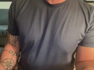 Cam4 Free Live Porn of biaujr
