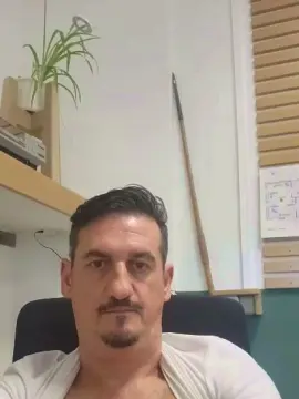 Cam4 Live Porn of carlosderers