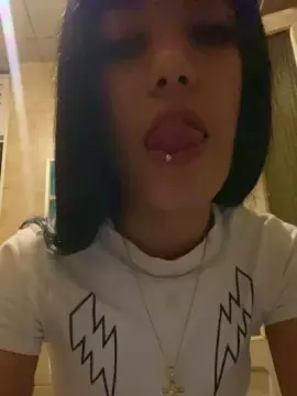 Cam4 Live Sex Cam of Chulita22