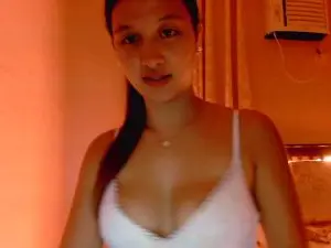 Cam4 Live Porn of lovelycutieanna