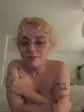 Cam4 Watch Live Sex Cams of Emy_2002