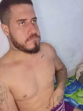 Cam4 Watch Live Sex Cams of polaco061